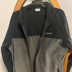 Columbia men’s jacket black and gray